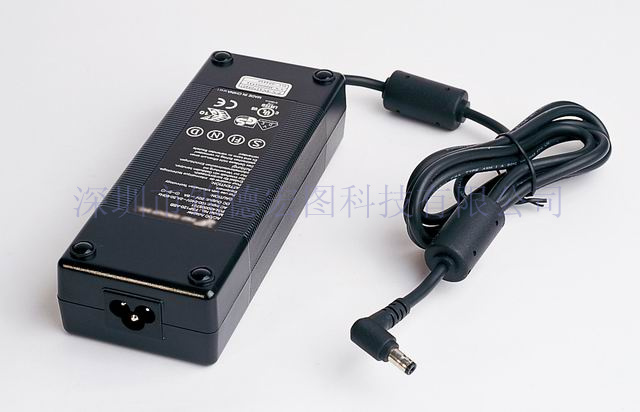 19V/6.32A 适配器