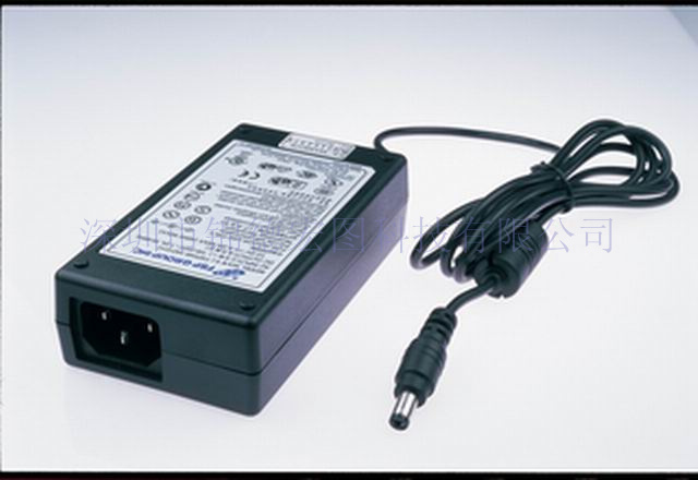 12V/5A 适配器